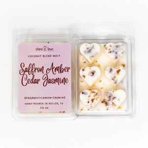 floral and woodsy scented wax melt