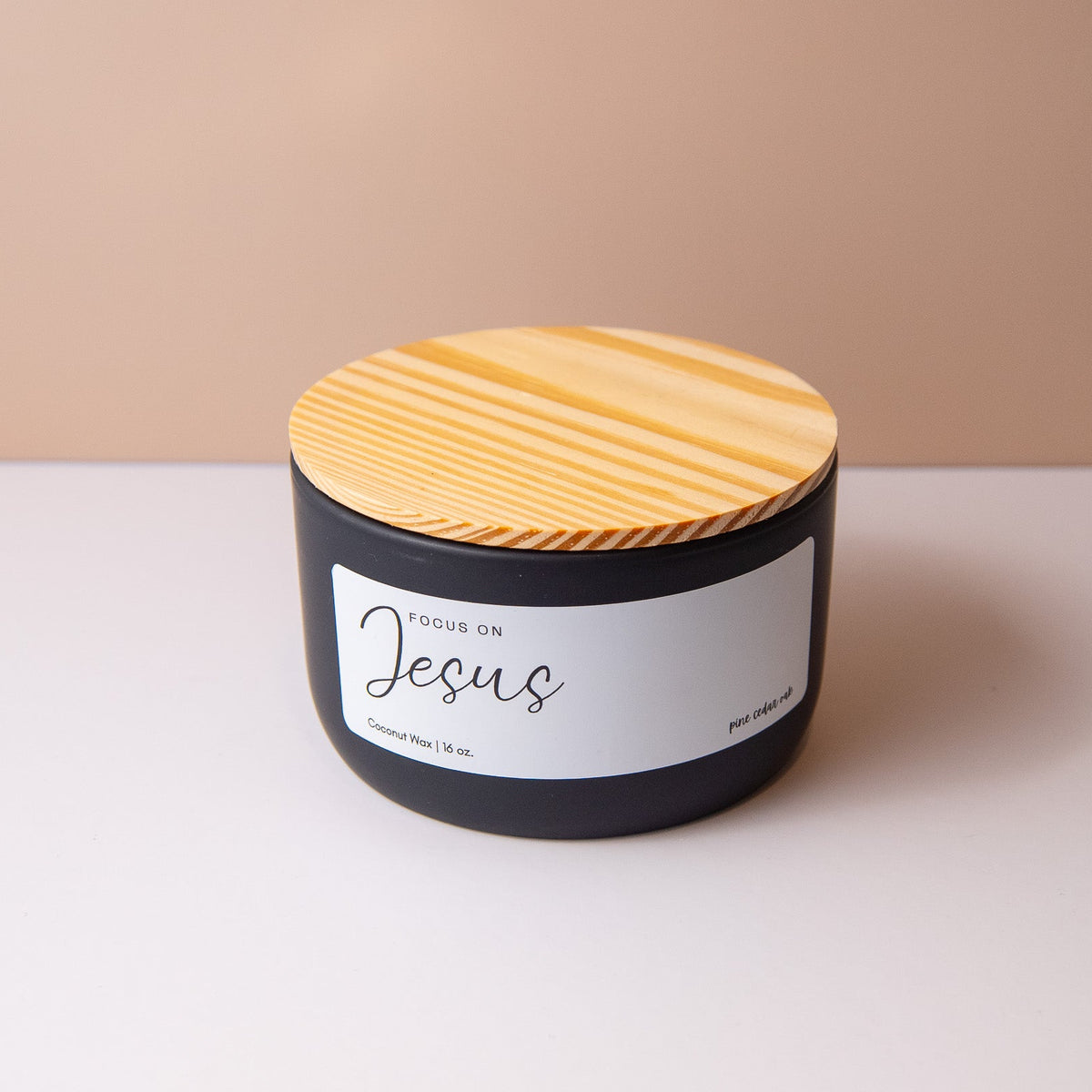 Candle scent pine cedar oak